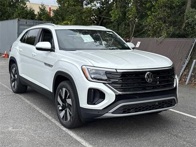 new 2026 Volkswagen Atlas Cross Sport car, priced at $49,025