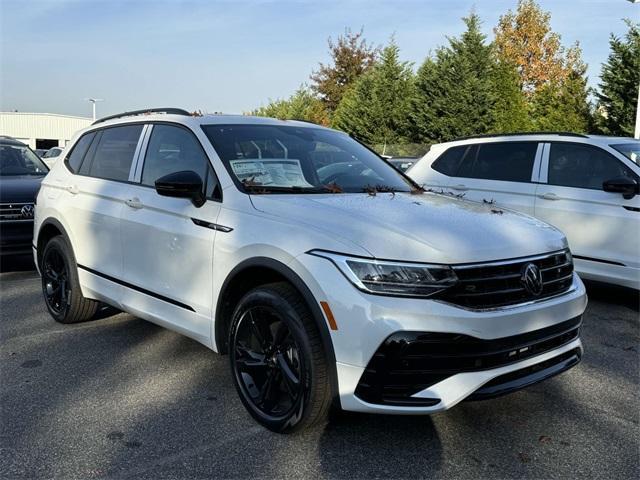 new 2024 Volkswagen Tiguan car, priced at $39,126