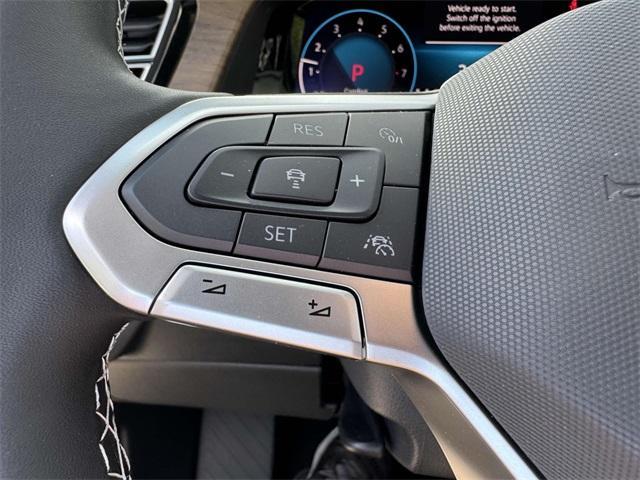 new 2025 Volkswagen Atlas car, priced at $56,721