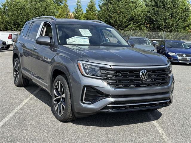 new 2025 Volkswagen Atlas car, priced at $56,721