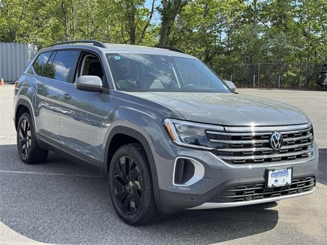 new 2025 Volkswagen Atlas car, priced at $56,721
