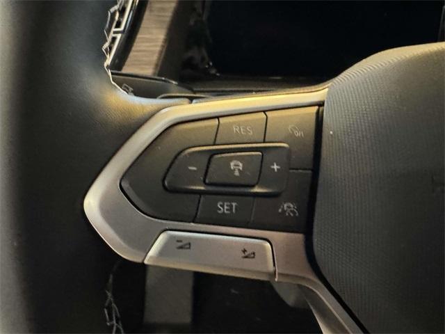 new 2025 Volkswagen Atlas car, priced at $51,021