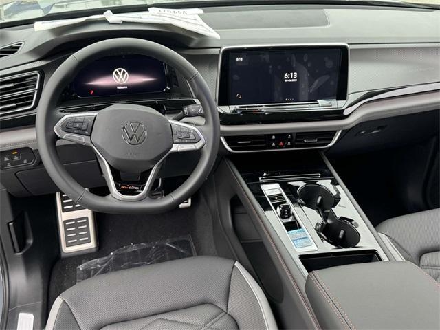 new 2025 Volkswagen Atlas car, priced at $50,104