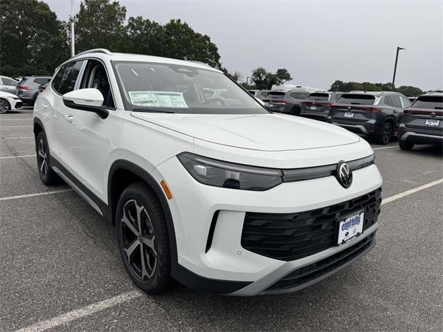 new 2025 Volkswagen Tiguan car, priced at $37,416