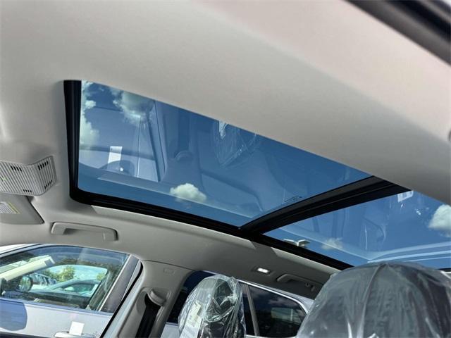 new 2025 Volkswagen Tiguan car, priced at $37,416