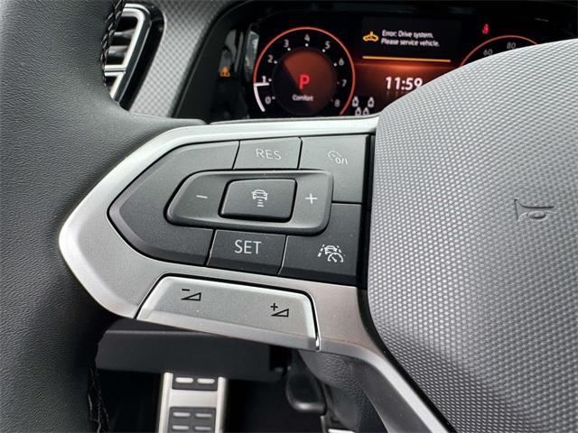 new 2025 Volkswagen Atlas car, priced at $50,401