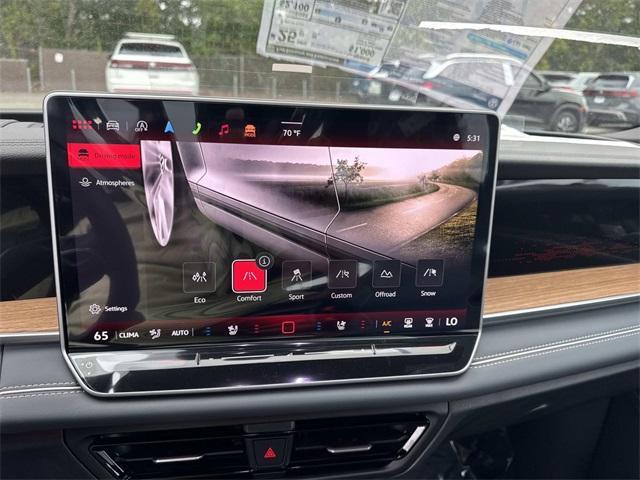 new 2025 Volkswagen Tiguan car, priced at $43,491