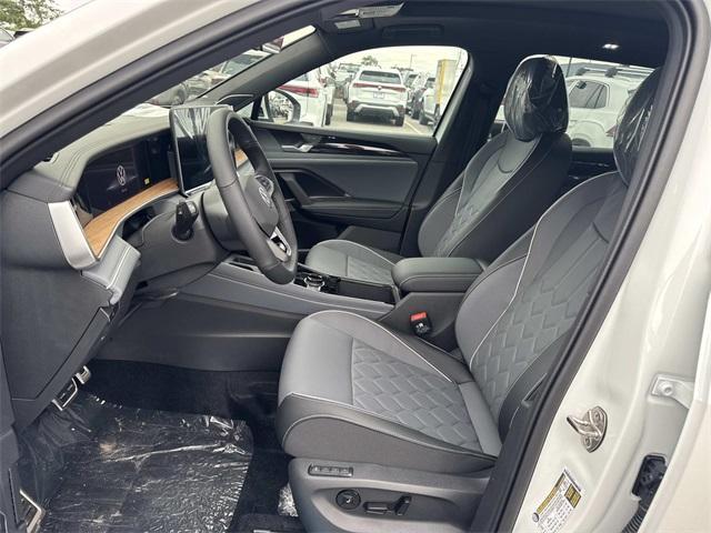 new 2025 Volkswagen Tiguan car, priced at $43,491