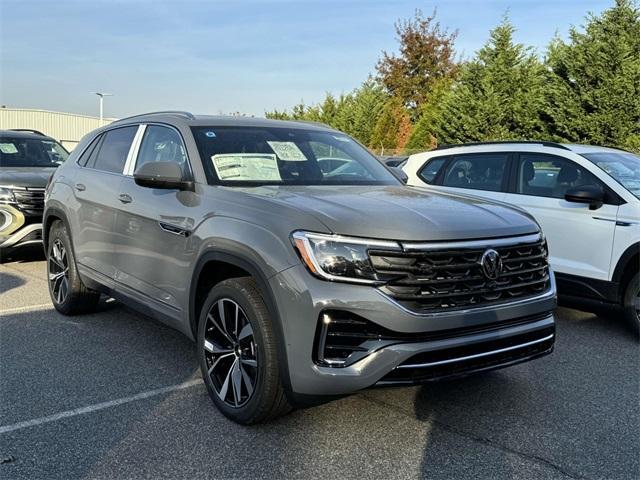 new 2025 Volkswagen Atlas Cross Sport car, priced at $55,175