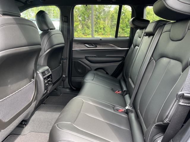 new 2025 Jeep Grand Cherokee car, priced at $47,841