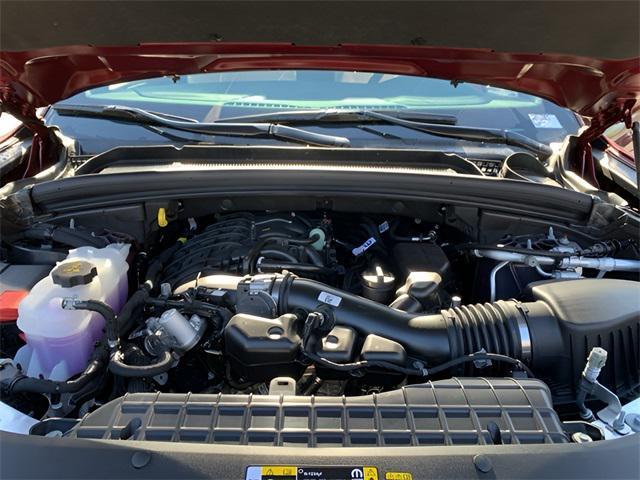 new 2025 Jeep Grand Cherokee car, priced at $48,674