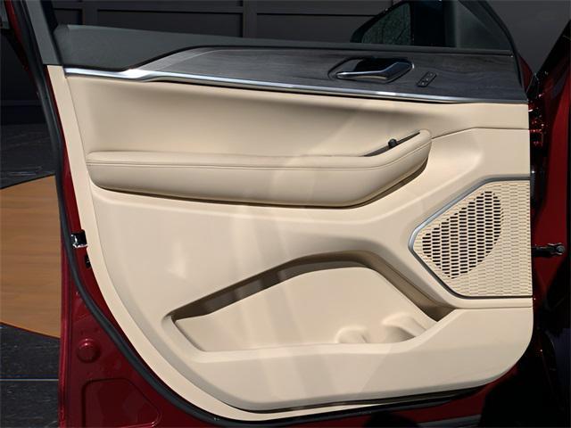 new 2025 Jeep Grand Cherokee car, priced at $48,674