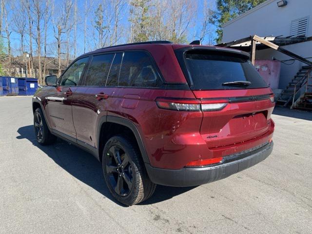 new 2025 Jeep Grand Cherokee car, priced at $48,999