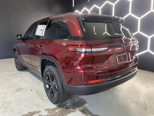 new 2025 Jeep Grand Cherokee car, priced at $49,191
