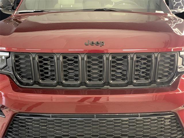 new 2025 Jeep Grand Cherokee car, priced at $48,674