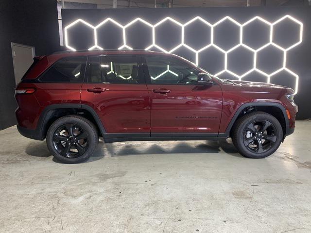 new 2025 Jeep Grand Cherokee car, priced at $49,191