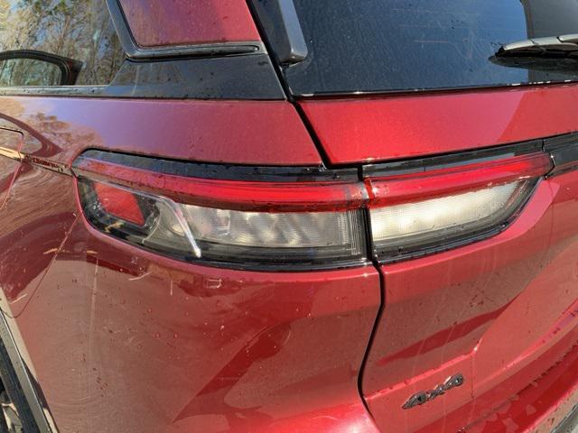 new 2025 Jeep Grand Cherokee car, priced at $48,999