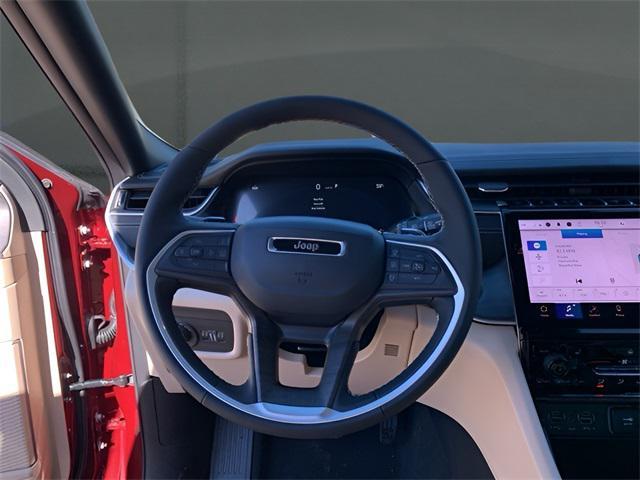 new 2025 Jeep Grand Cherokee car, priced at $48,674