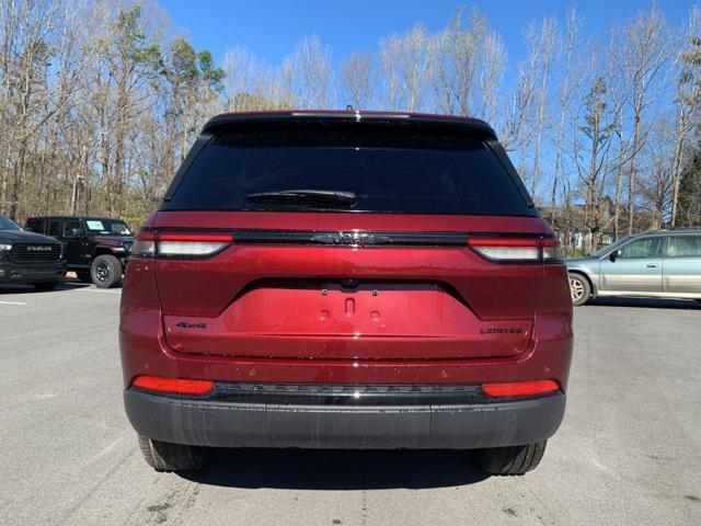 new 2025 Jeep Grand Cherokee car, priced at $48,999