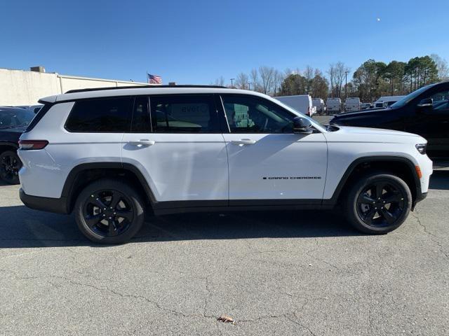 new 2025 Jeep Grand Cherokee L car, priced at $51,224