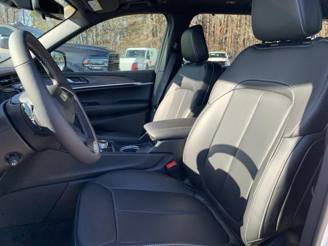 new 2025 Jeep Grand Cherokee L car, priced at $51,224