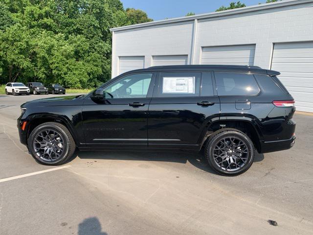 new 2025 Jeep Grand Cherokee L car, priced at $68,411