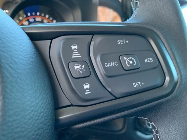 new 2025 Jeep Wrangler car, priced at $44,793