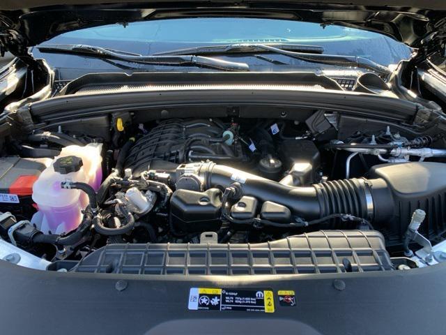 new 2025 Jeep Grand Cherokee car, priced at $48,074