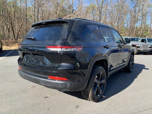 new 2025 Jeep Grand Cherokee car, priced at $48,074