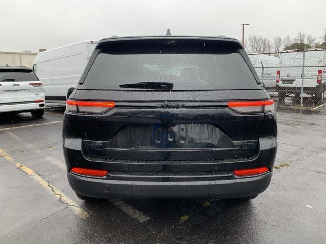 new 2025 Jeep Grand Cherokee car, priced at $49,649