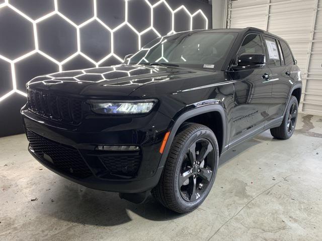 new 2025 Jeep Grand Cherokee car, priced at $52,116