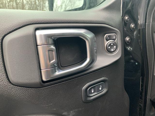 new 2025 Jeep Gladiator car, priced at $42,360