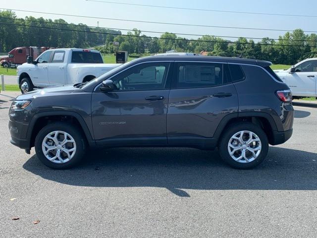 new 2024 Jeep Compass car, priced at $26,090