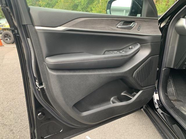 new 2025 Jeep Grand Cherokee L car, priced at $48,382
