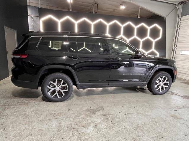 new 2025 Jeep Grand Cherokee L car, priced at $46,007