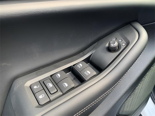 new 2025 Jeep Grand Cherokee L car, priced at $49,914