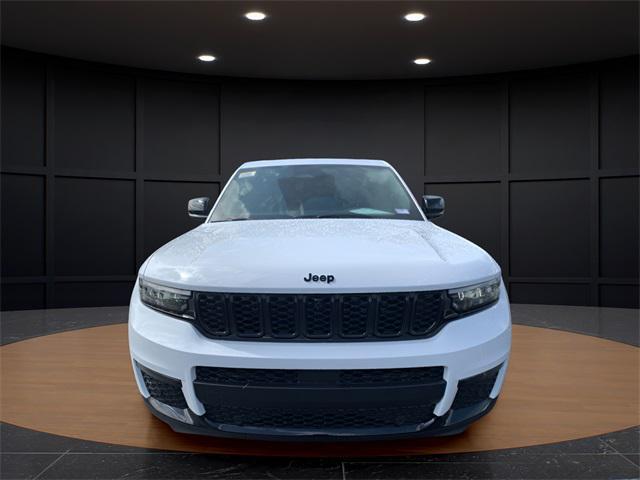 new 2025 Jeep Grand Cherokee L car, priced at $49,914