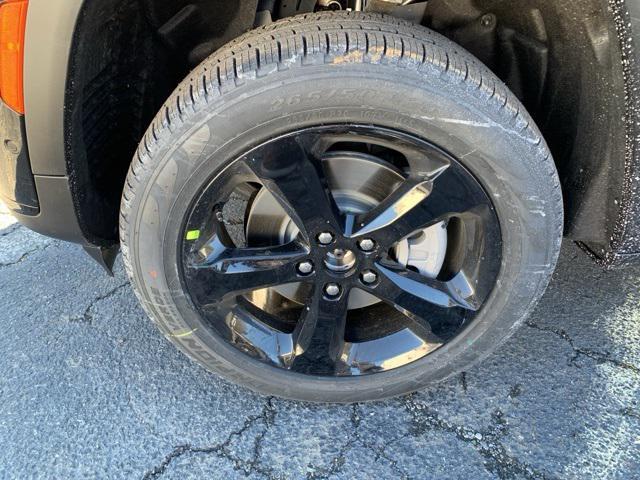 new 2025 Jeep Grand Cherokee L car, priced at $51,760