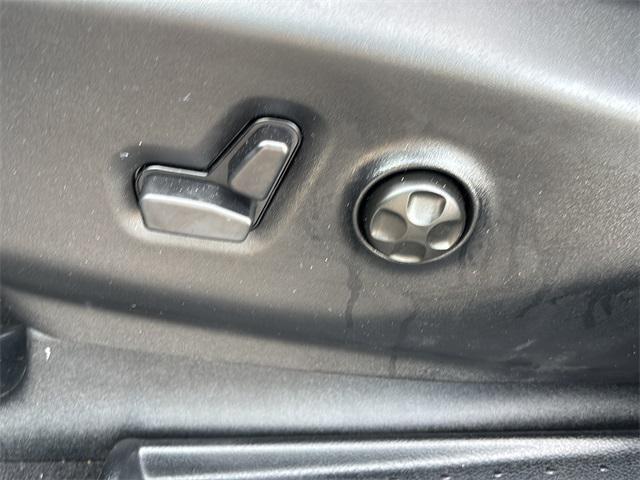 new 2026 Chrysler Pacifica car, priced at $41,145