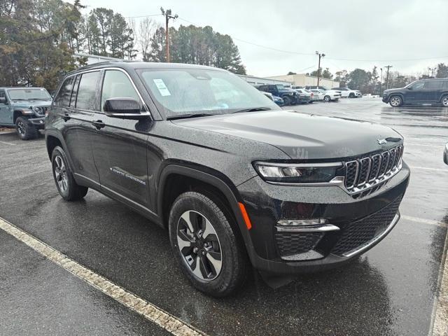 new 2024 Jeep Grand Cherokee 4xe car