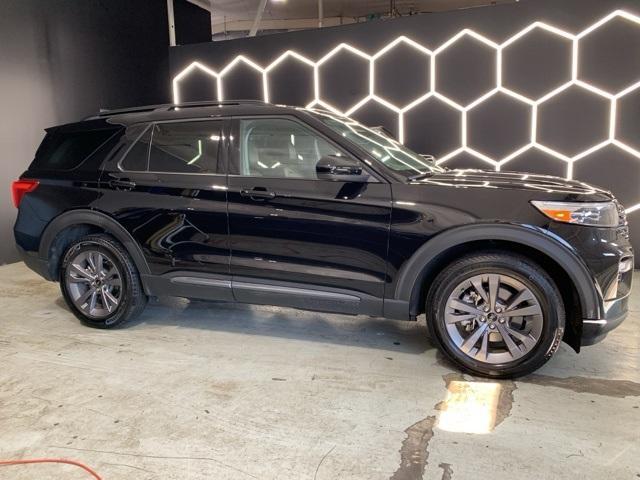 used 2024 Ford Explorer car, priced at $40,000