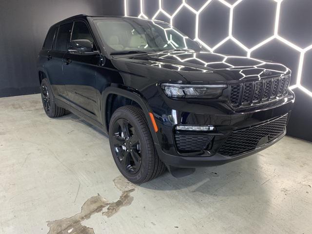 new 2025 Jeep Grand Cherokee car, priced at $49,191