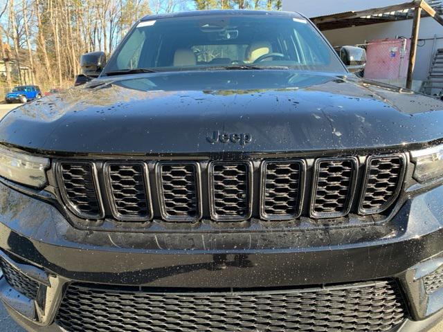 new 2025 Jeep Grand Cherokee car, priced at $47,148