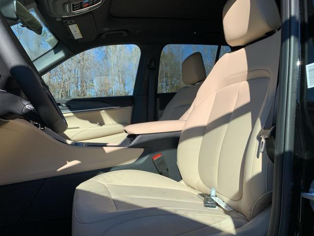 new 2025 Jeep Grand Cherokee car, priced at $47,148