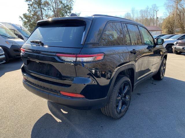 new 2025 Jeep Grand Cherokee car, priced at $47,148