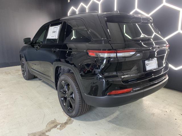 new 2025 Jeep Grand Cherokee car, priced at $49,191