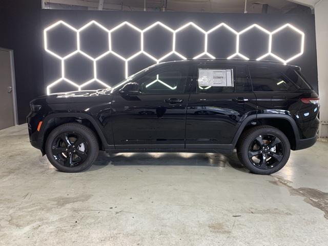 new 2025 Jeep Grand Cherokee car, priced at $49,191