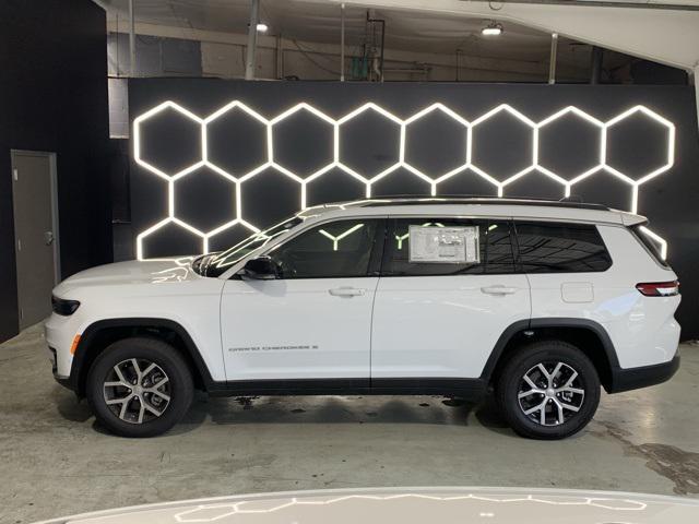new 2025 Jeep Grand Cherokee L car, priced at $45,412