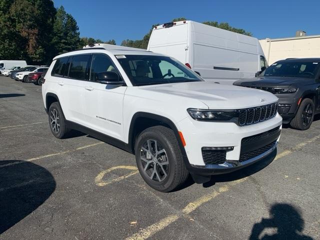 new 2025 Jeep Grand Cherokee L car, priced at $50,078