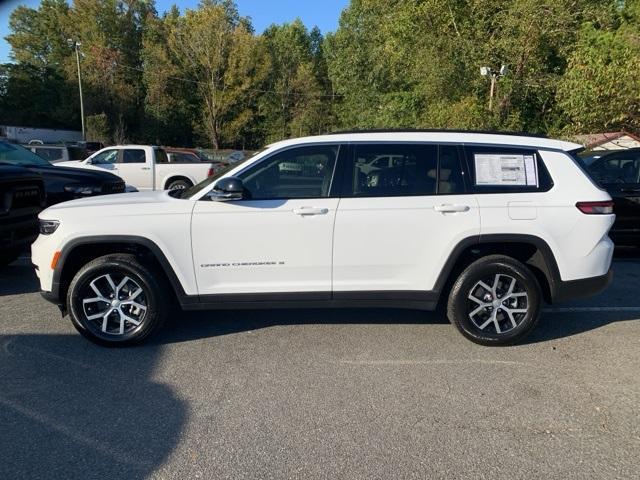 new 2025 Jeep Grand Cherokee L car, priced at $50,078